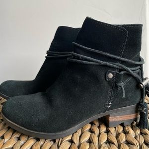 Sorel Tassel Booties